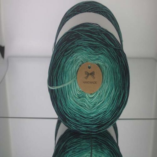 Pelote Cake laine dégradée dans la boutique cakeslaine.com CL N°C32 Crochet & Tricot